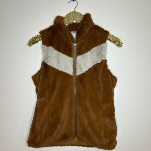 Patagonia Los Gatos Brown and Cream Chevron Faux Fur Vest S